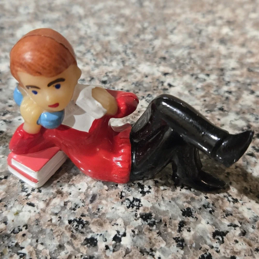 Vintage Set Of 5 WILTON‎ CAKE TOPPERS 1960's Teenage 2 Boys 3 Girls on Phone